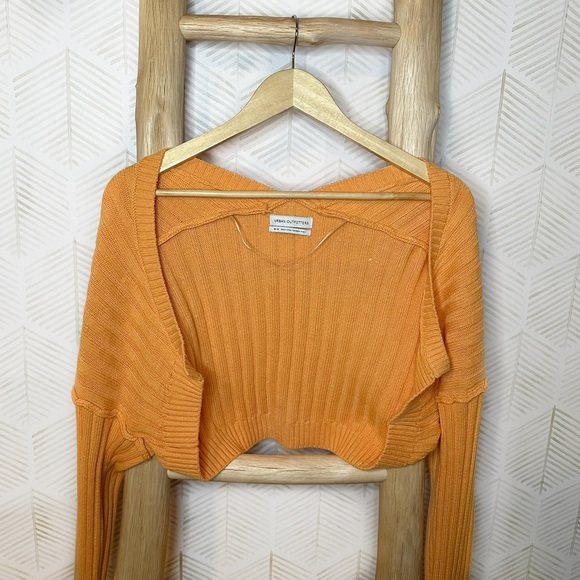 🔆 Urban Outfitters Daphne Shrug Cardigan Orange Size Medium - Picture 2 of 6